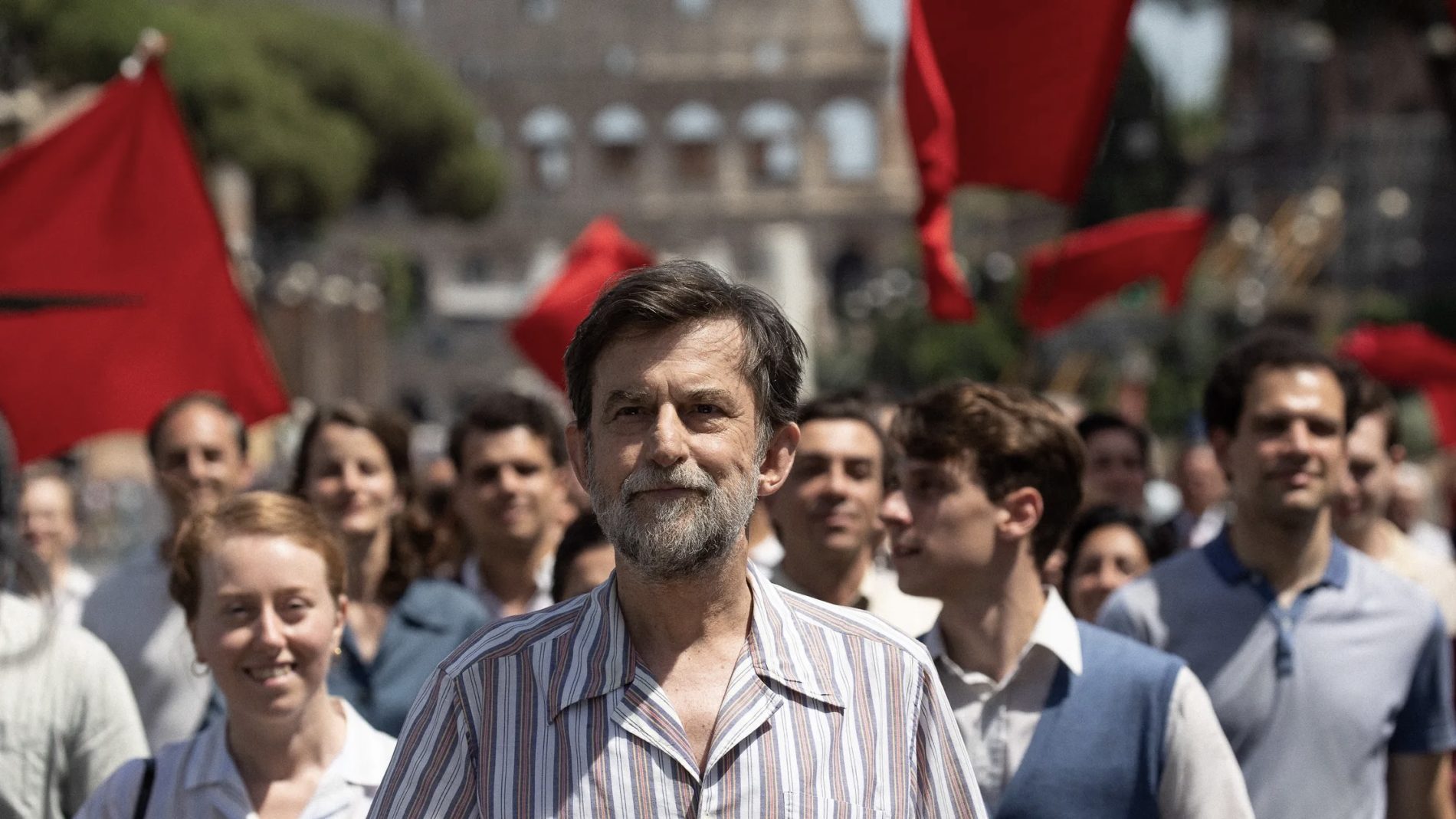 Nanni Moretti in una scena del film Il sol dell'avvenire