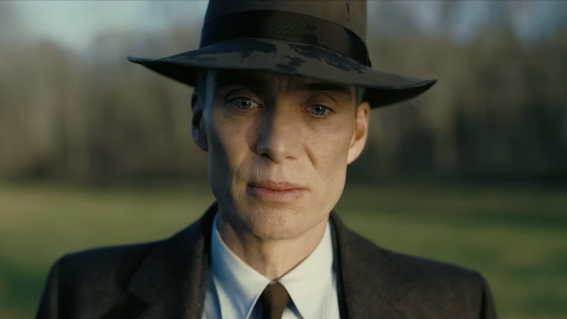 Cillian Murphy (Rbert J. Oppenheimer) in una scena del film Oppenheimer