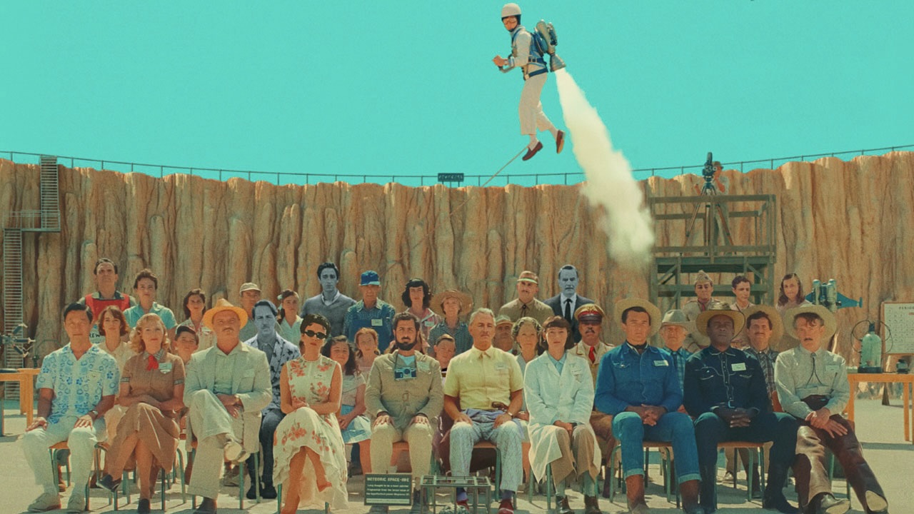Il cast di Asteroid City nel poster del film