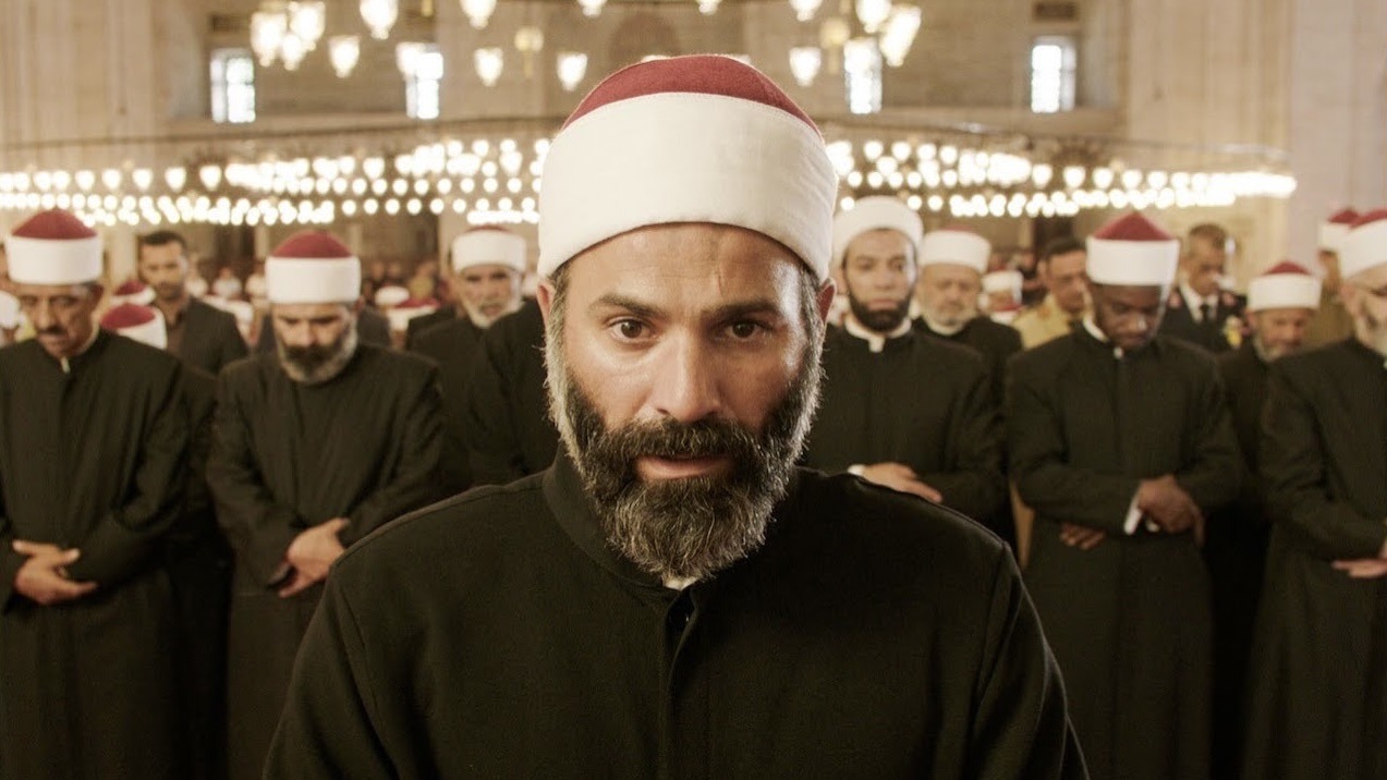 Jalal Altawil in una scena del film La cospirazione del Cairo