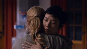 Virginie Efira e Tao Okamoto in una scena del film All of a Sudden